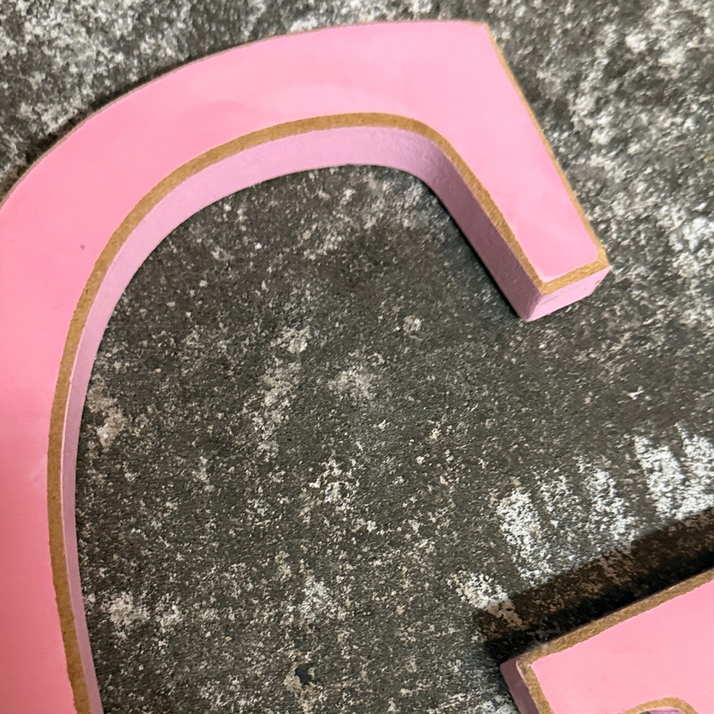 Pink OMG Wall Decor Letters - Brand - Picture 2 of 5